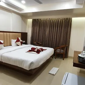 Mk Grand Hotel