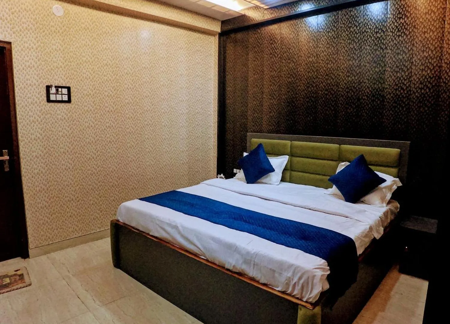 Hotel R K Villa- 500 Mtr From Kashi Vishvanath Temple Bénarès