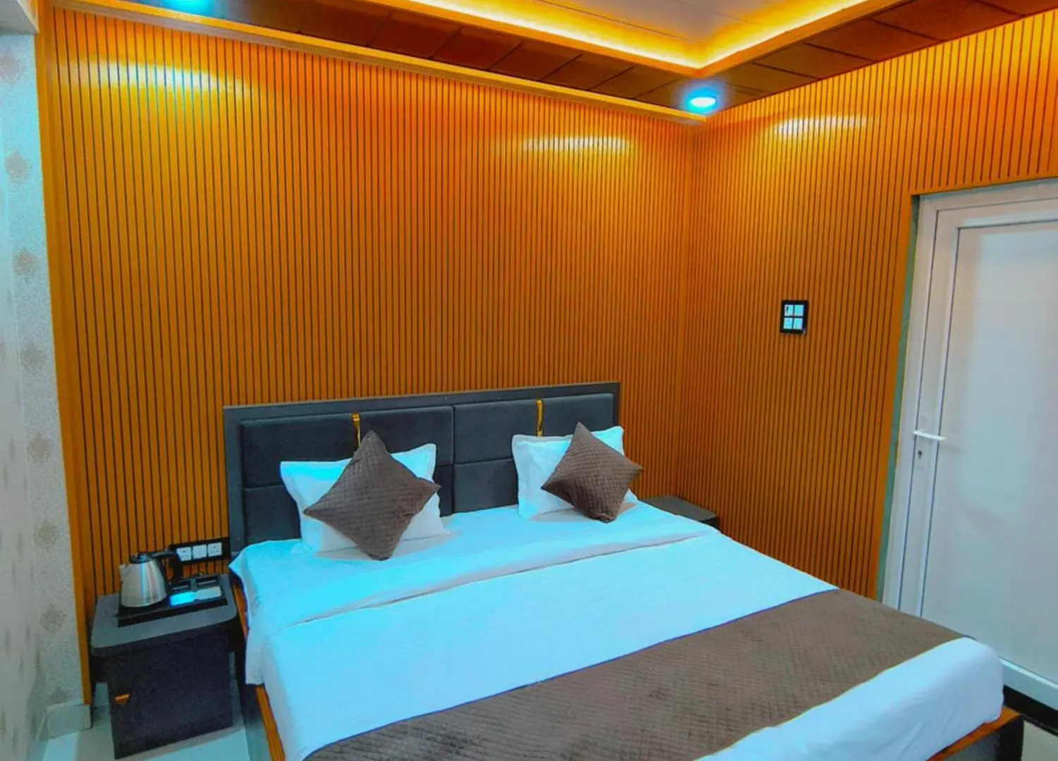 Hotel R K Villa- 500 Mtr From Kashi Vishvanath Temple Bénarès Inde